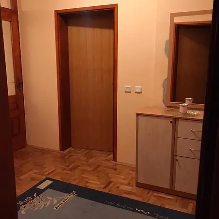 Lul Brus Apartment *